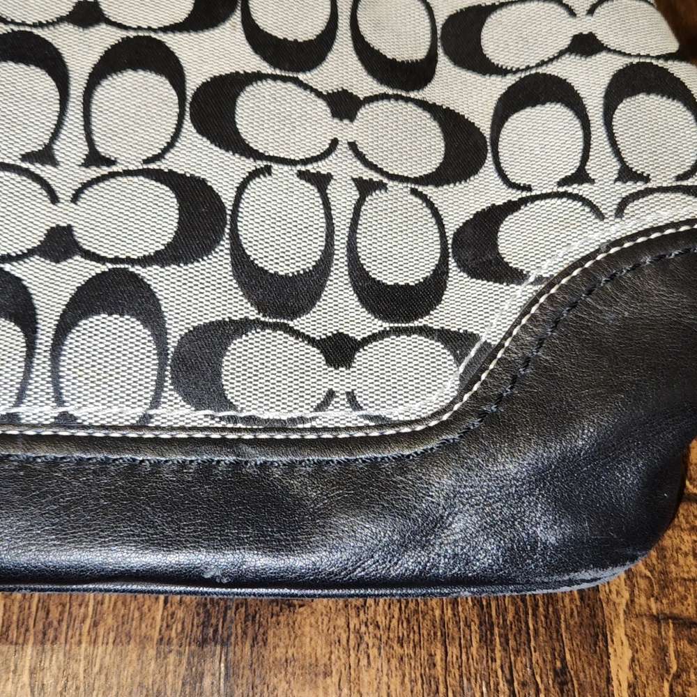 Coach Hampton Signature Handbag - Picture 9 of 13